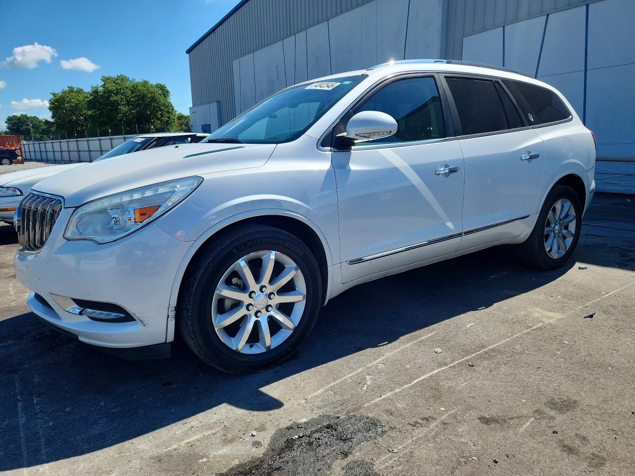 Salvage Buick Enclave Image
