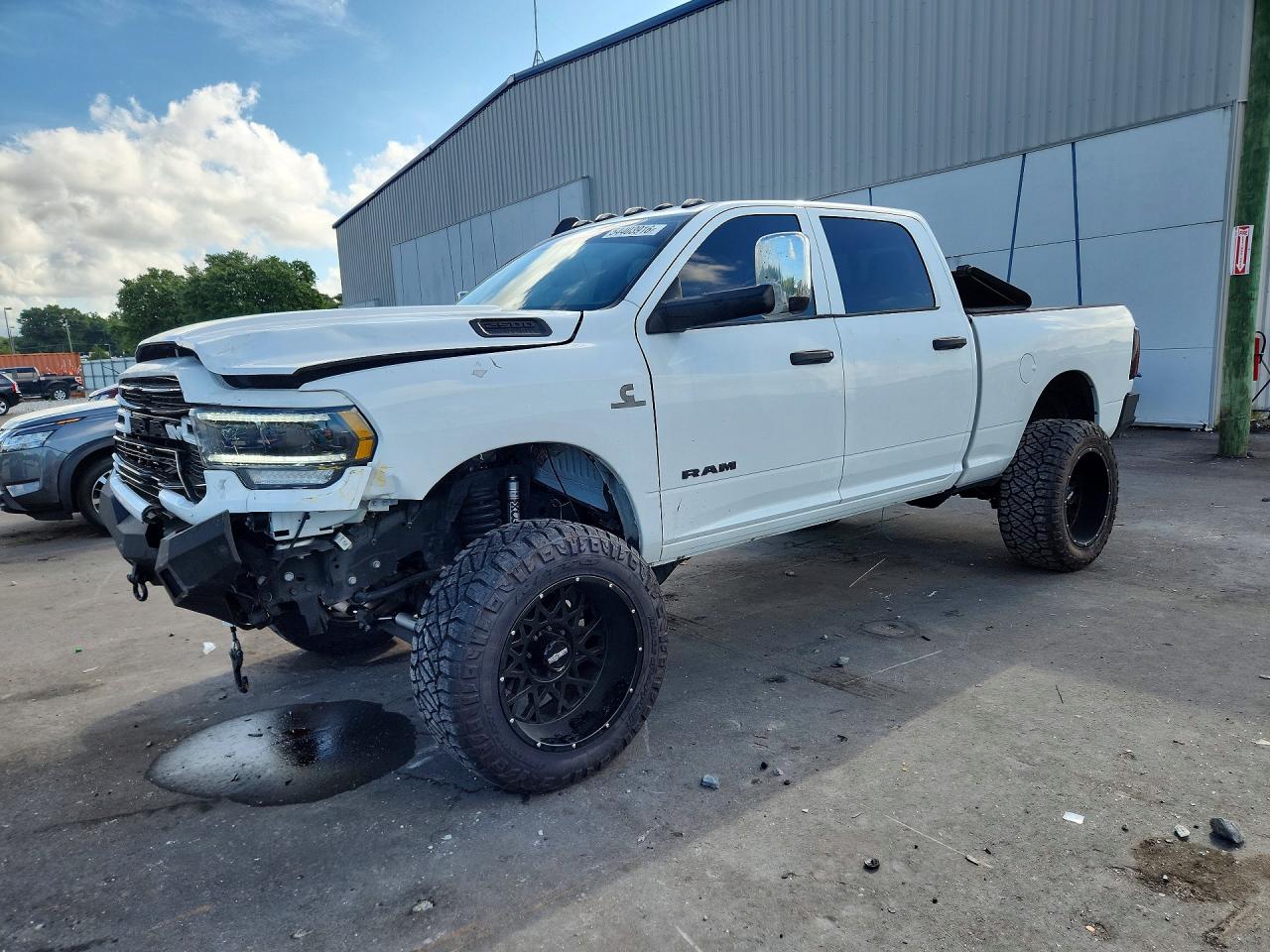 Salvage Ram 2500 Image