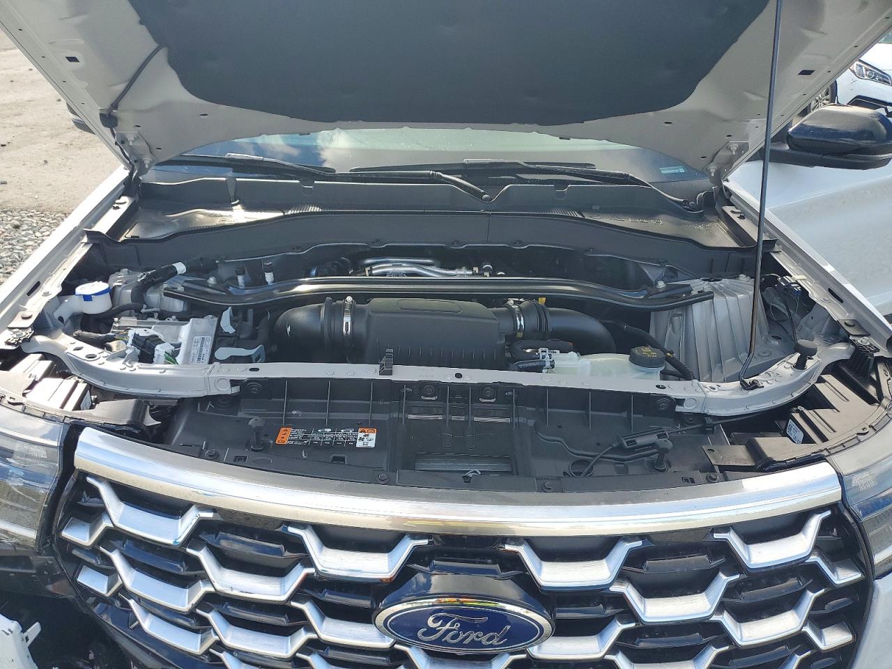 Ford Explorer Platinum