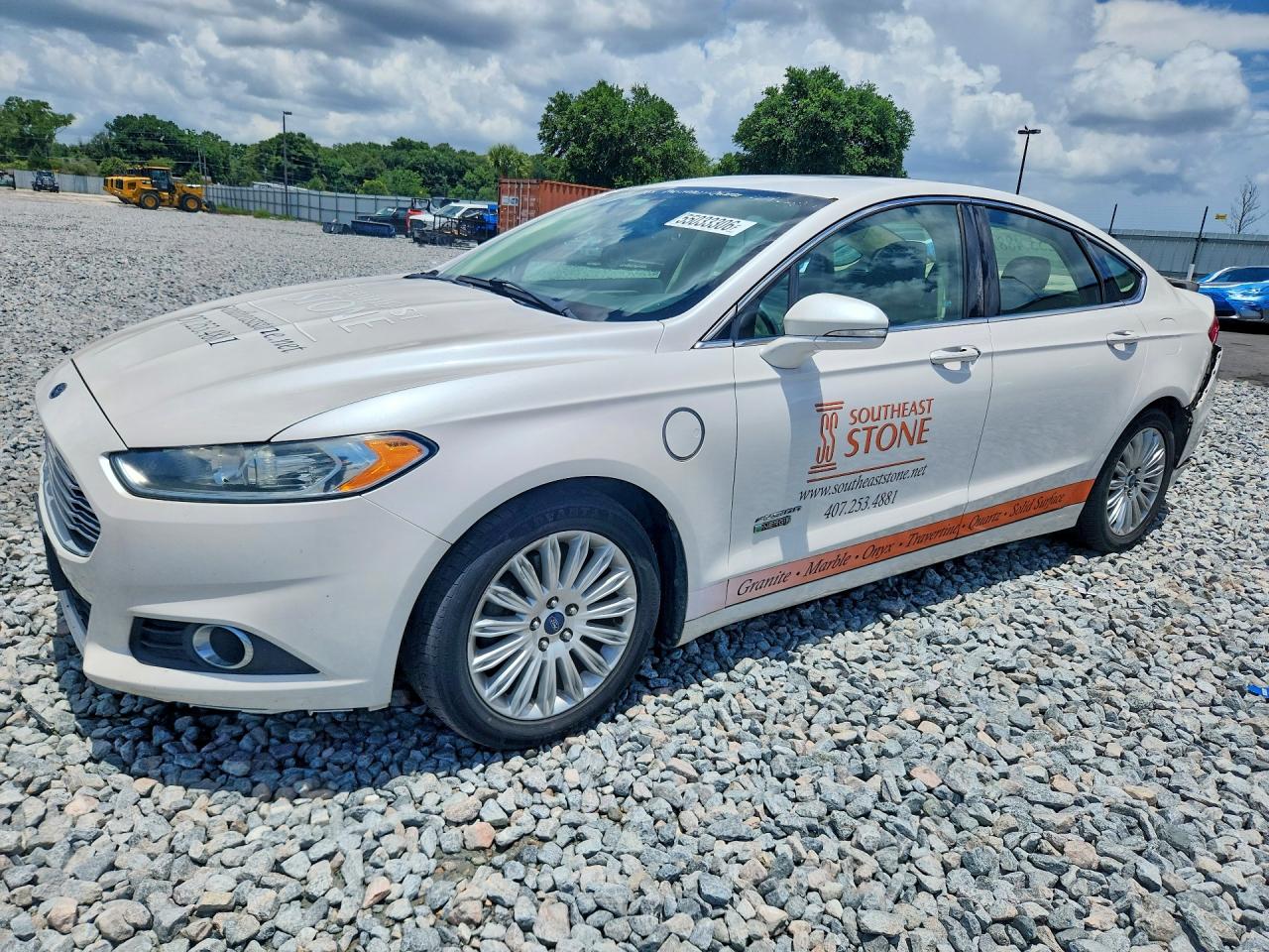 Salvage Ford Fusion Image