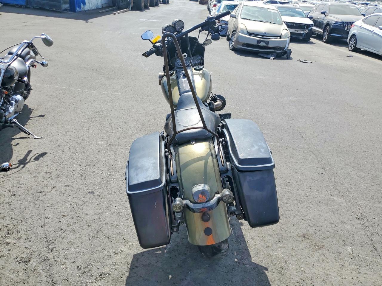 Harley-Davidson Fl