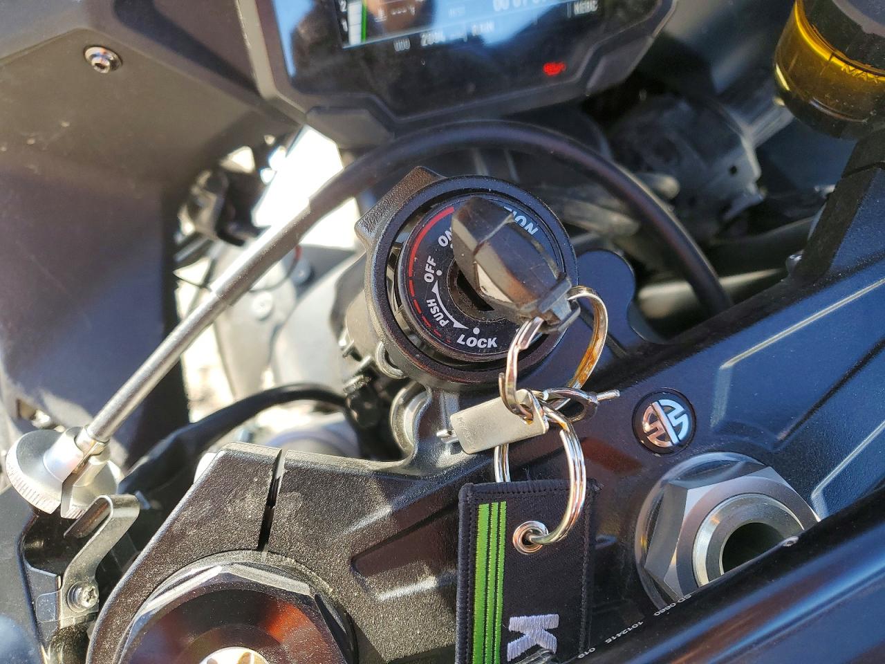 Kawasaki Zx1002 M