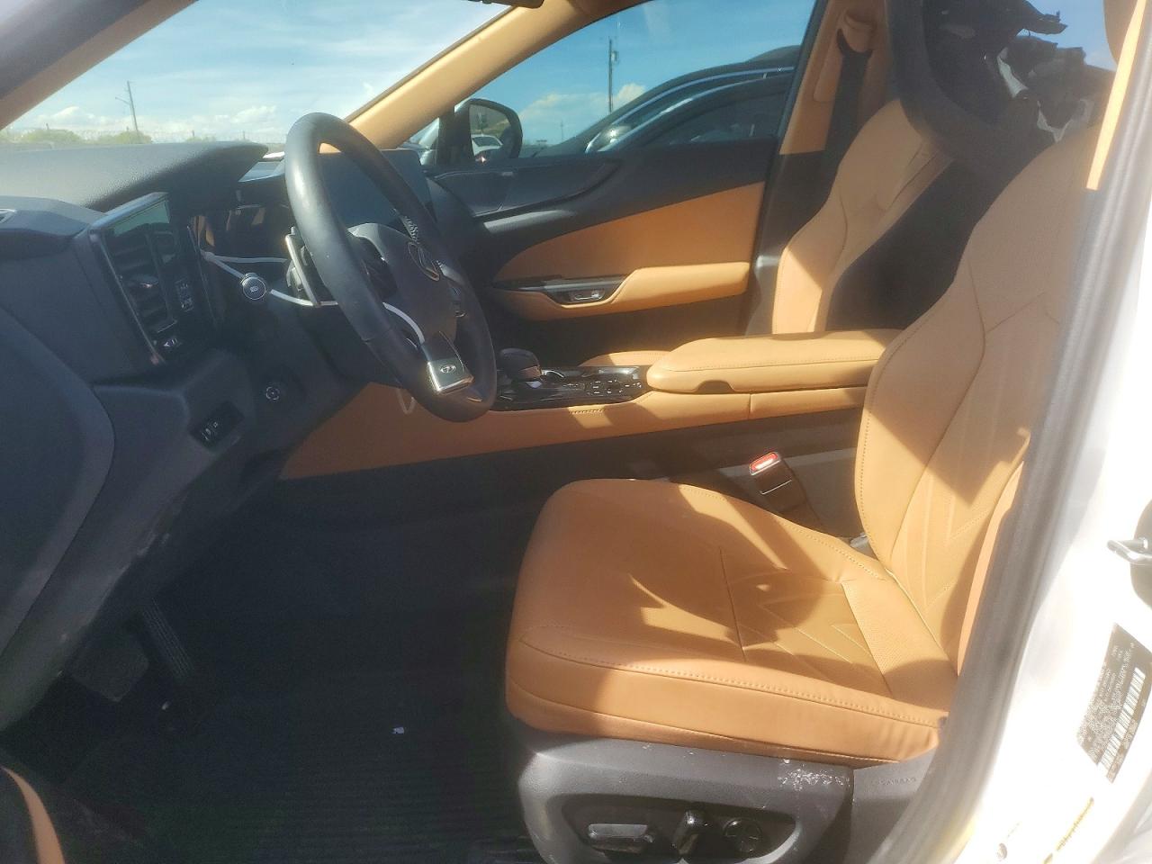 Lexus NX Luxury