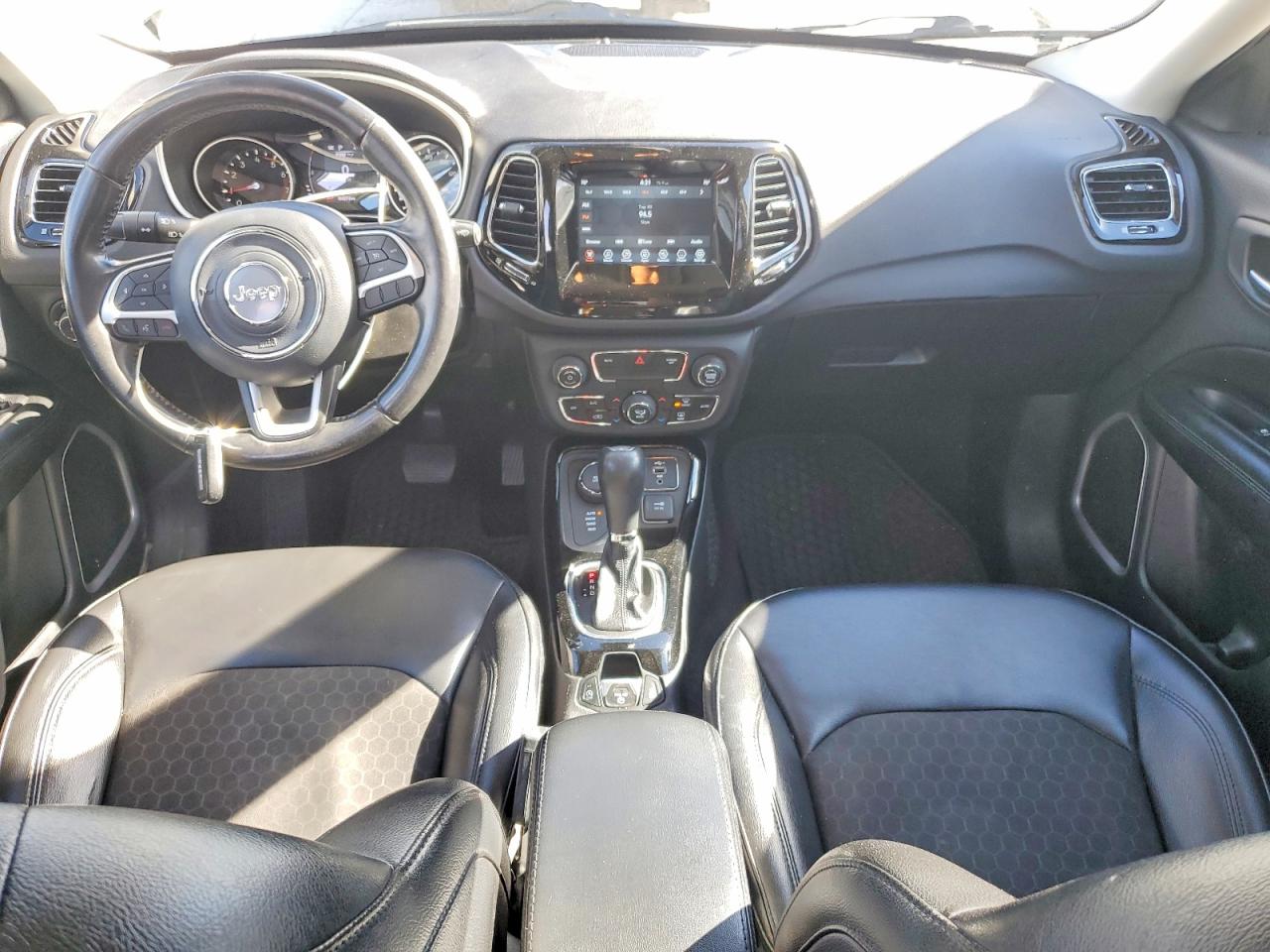 Jeep Compass Latitude