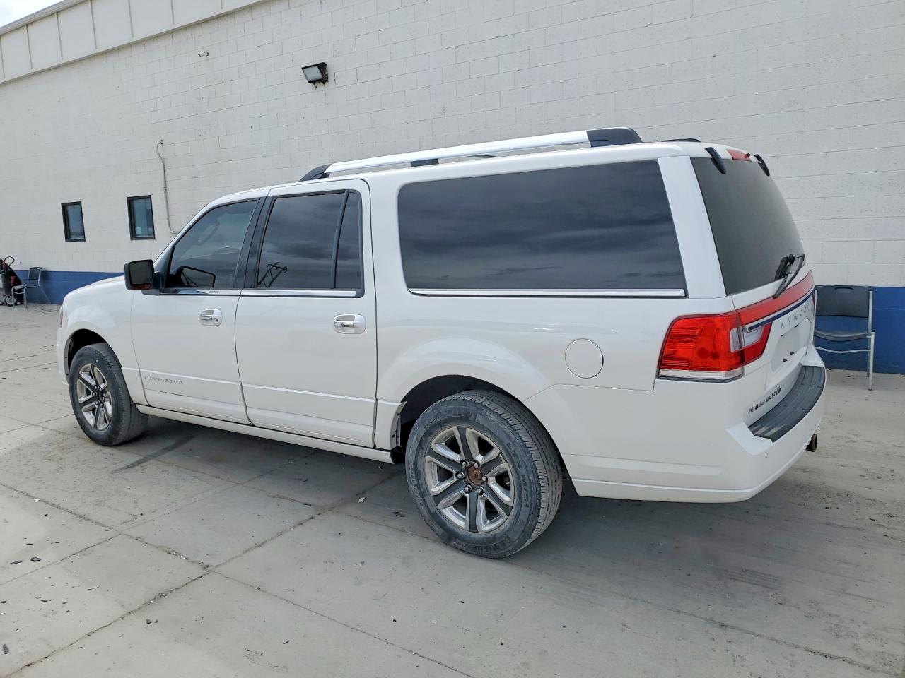 Lincoln Navigator L