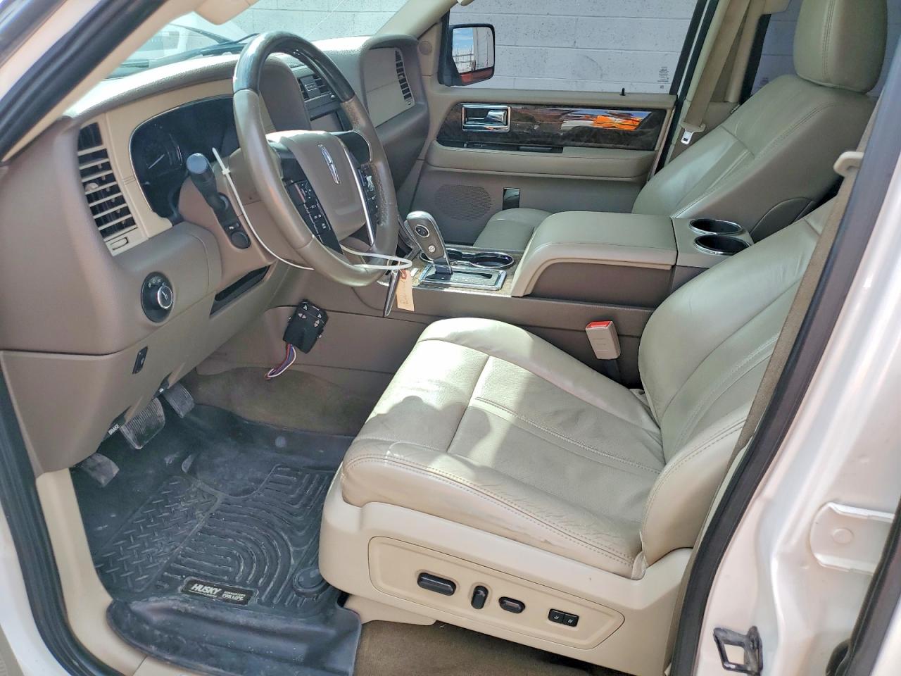 Lincoln Navigator L