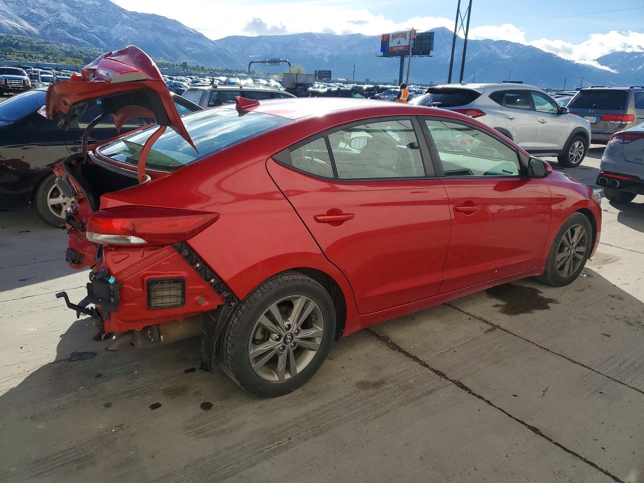 Hyundai ELANTRA Sel