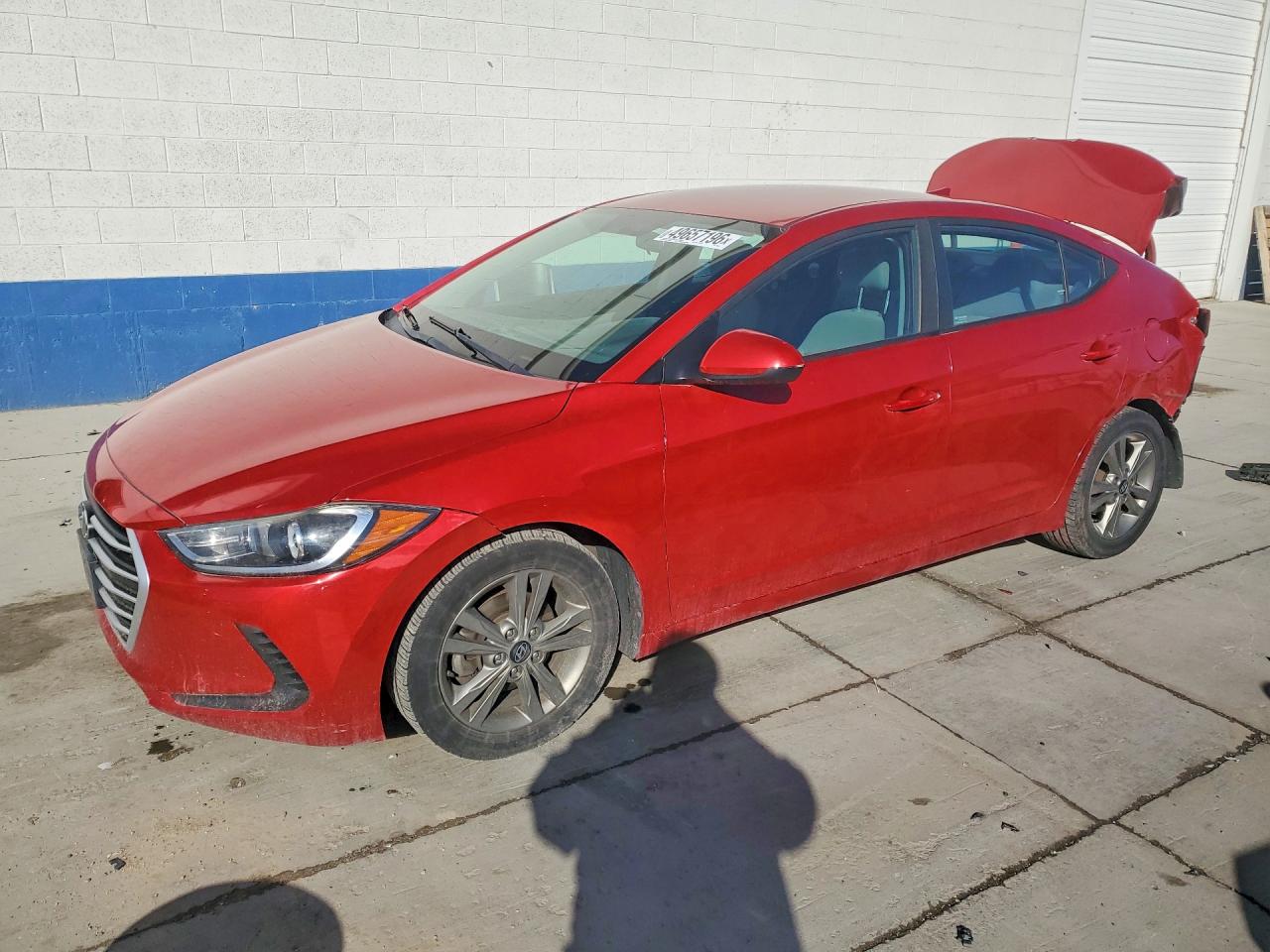 Salvage Hyundai ELANTRA Image