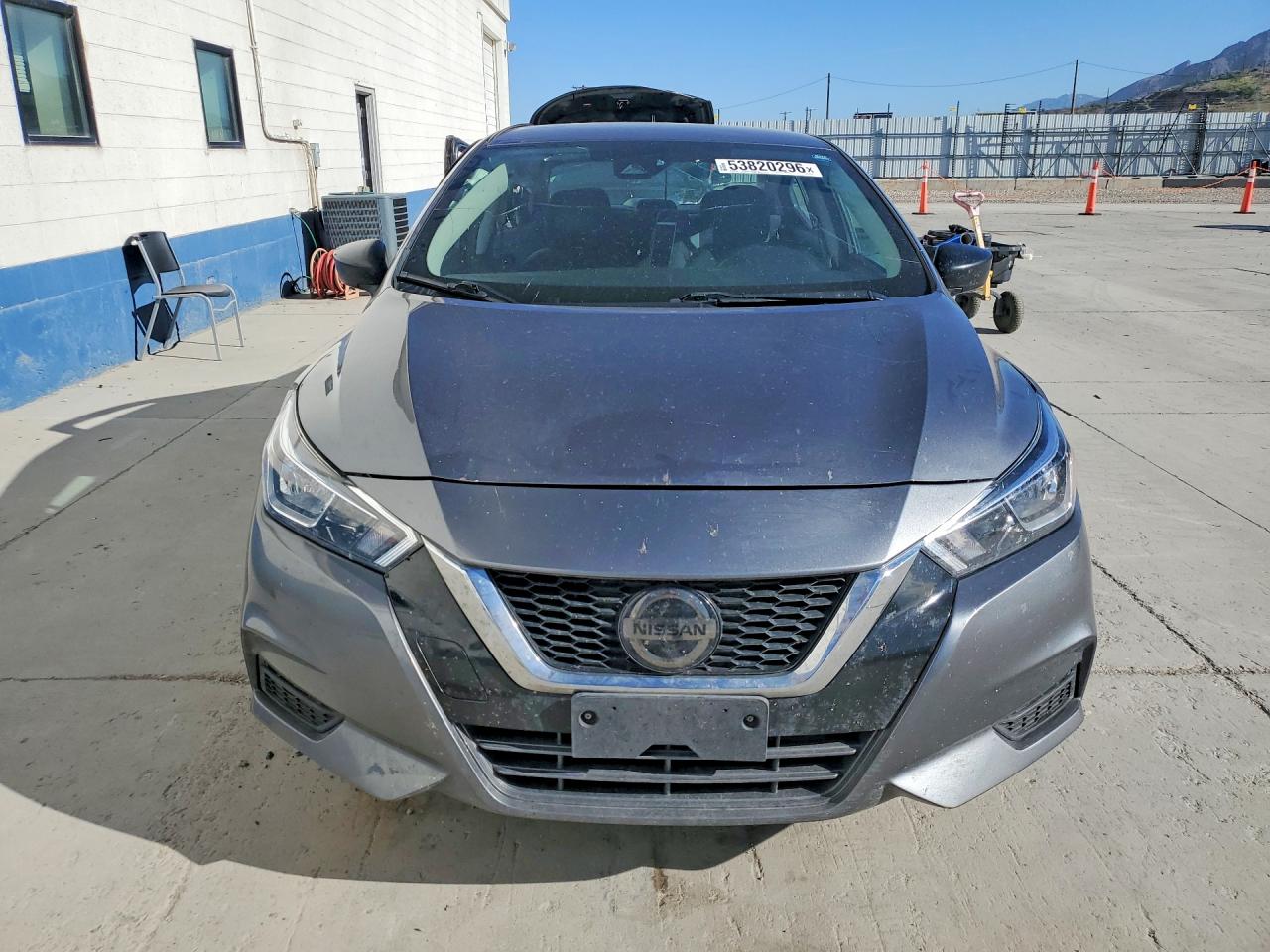 Nissan Versa S