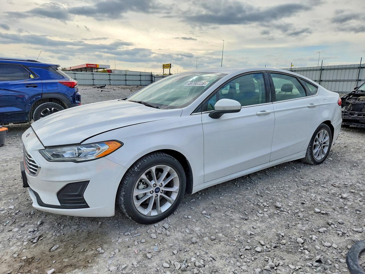Salvage Ford Fusion Image