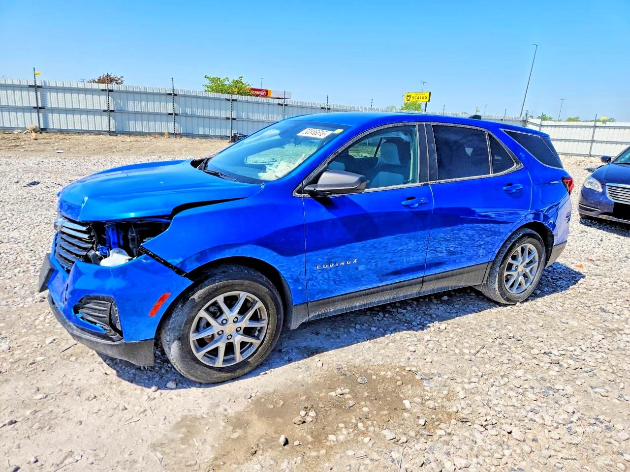 Salvage Chevrolet Equinox Image