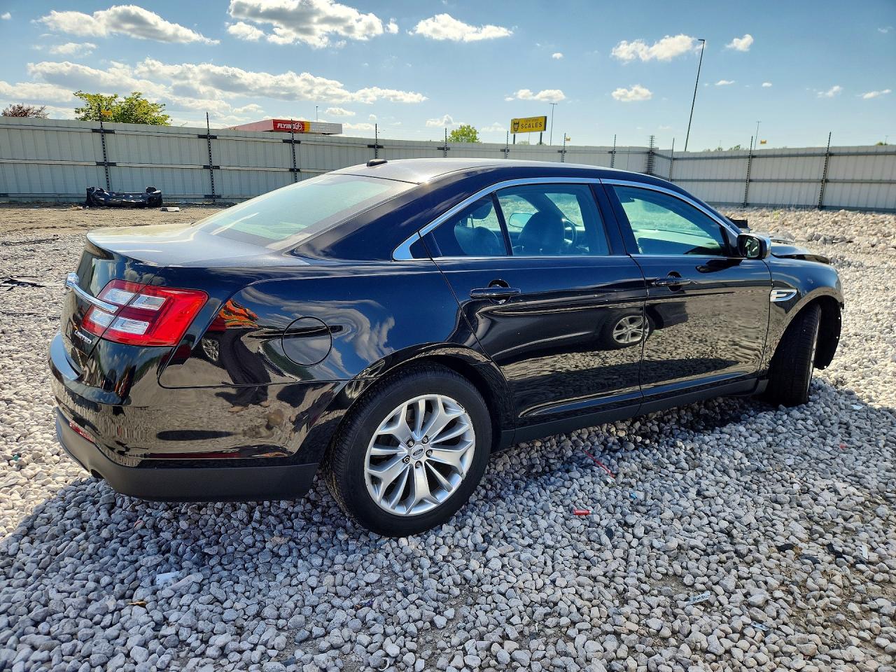 Ford Taurus Limited