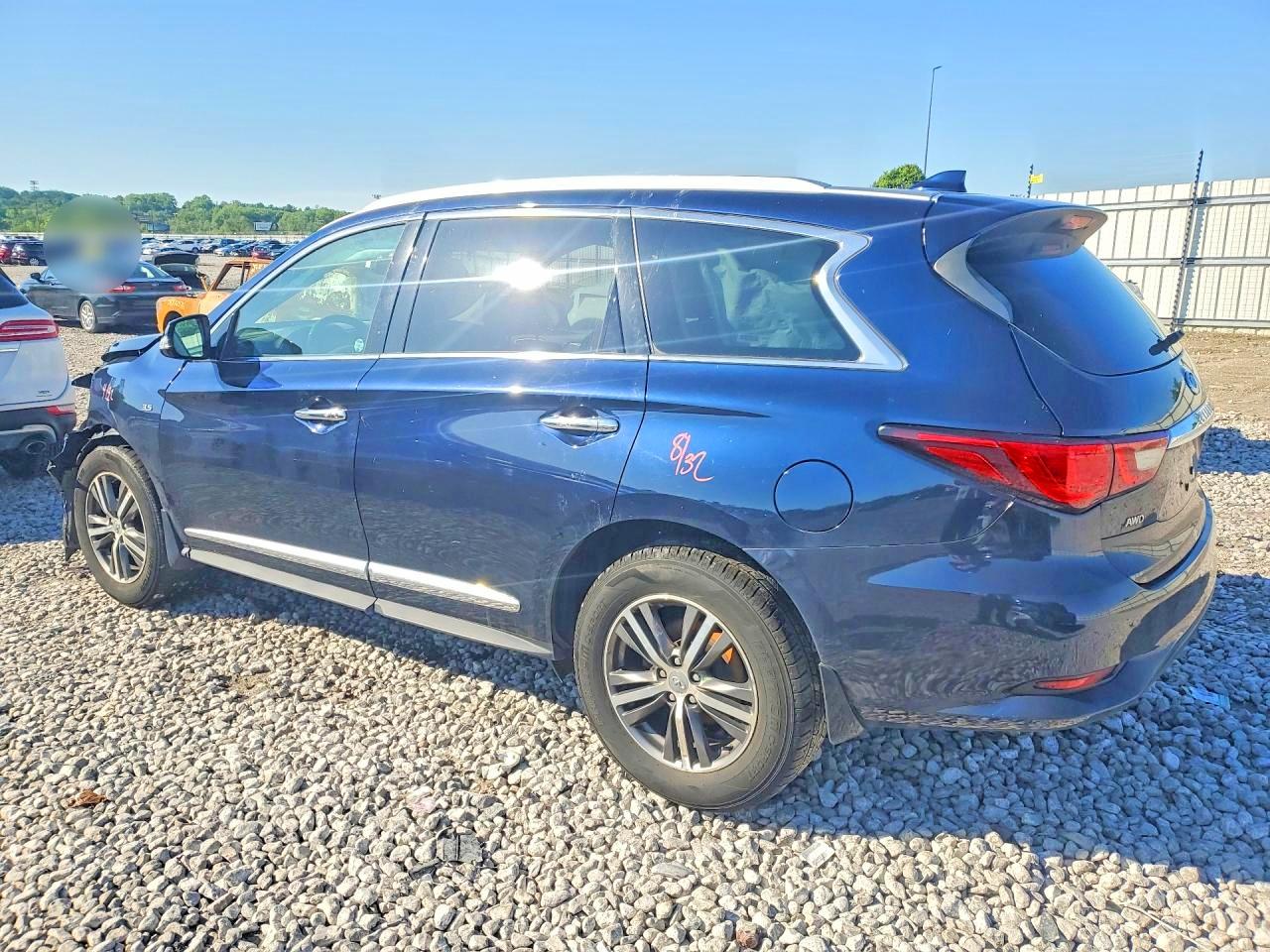 INFINITI Qx Luxe