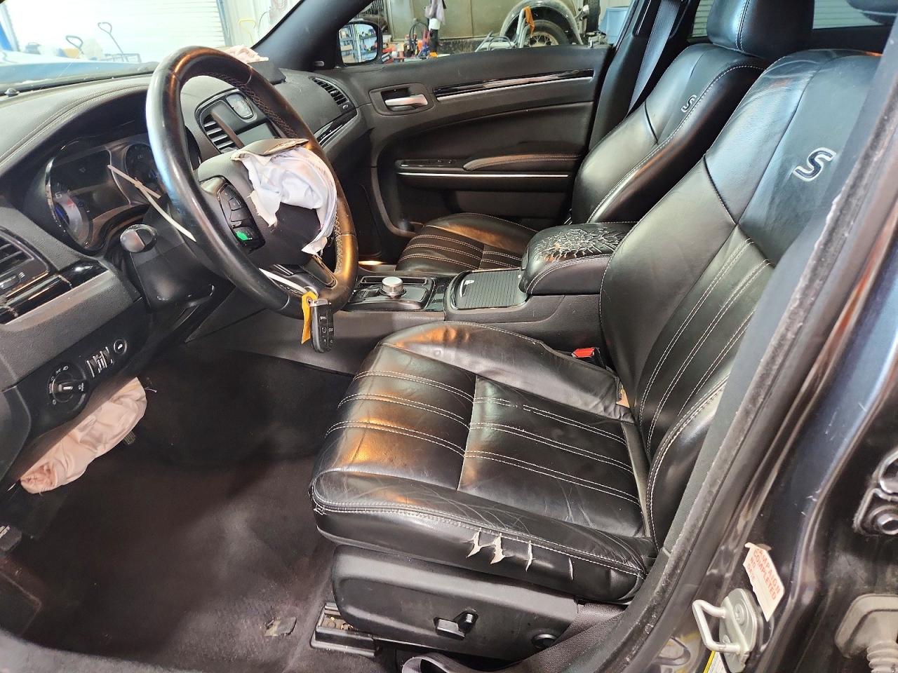Chrysler 300 S