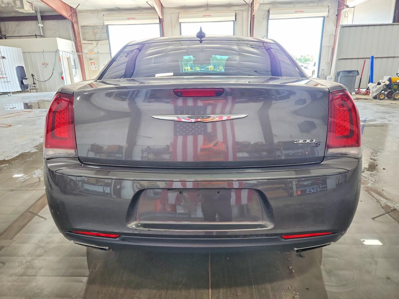 Chrysler 300 S