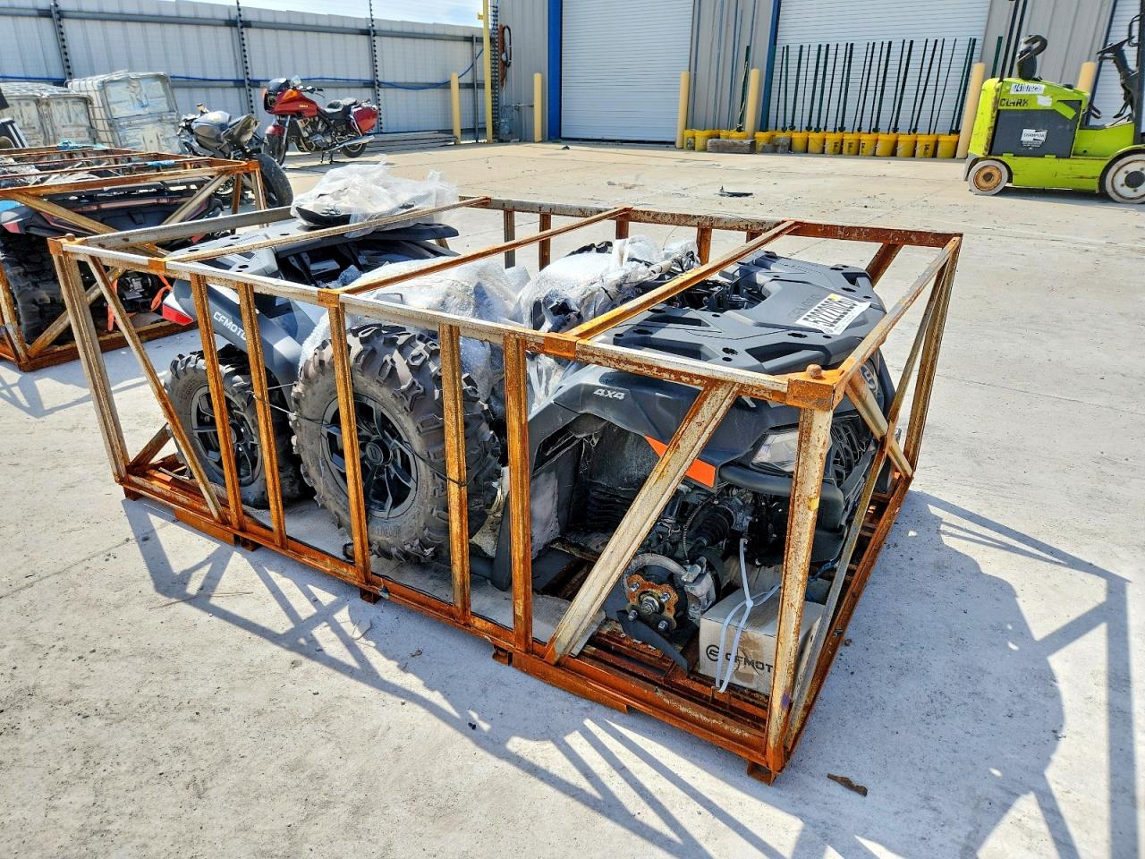 Salvage CFMOTO Cforce 600 Image