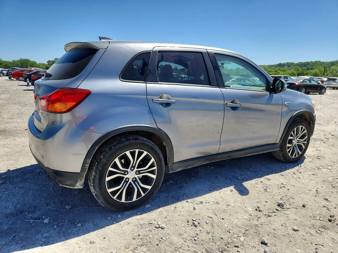 Mitsubishi Outlander Es