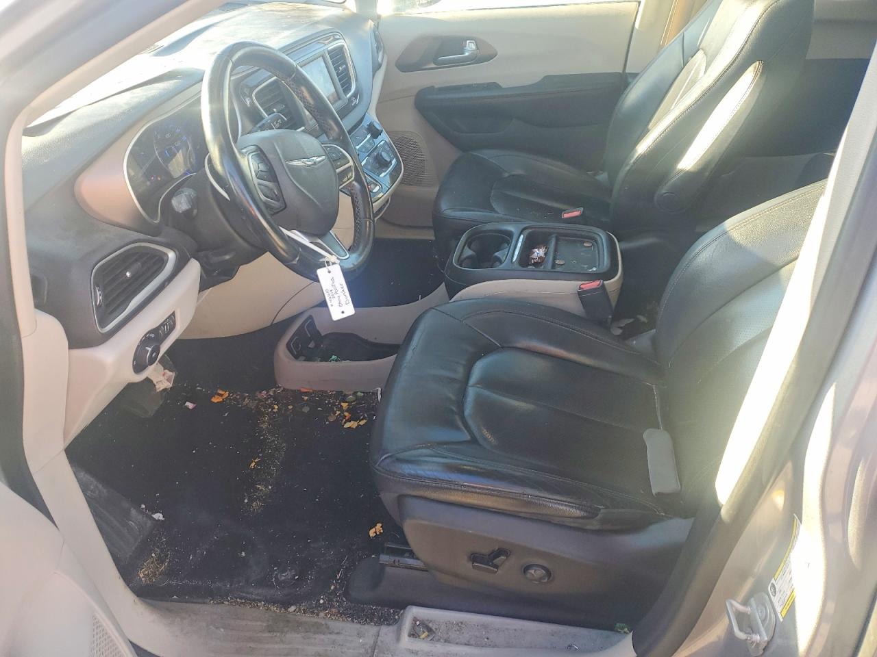 Chrysler Pacifica Touring L