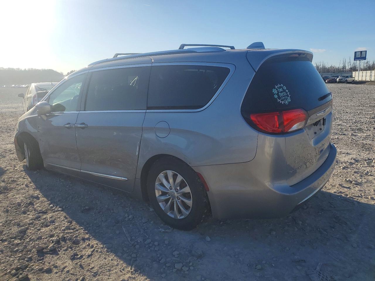 Chrysler Pacifica Touring L