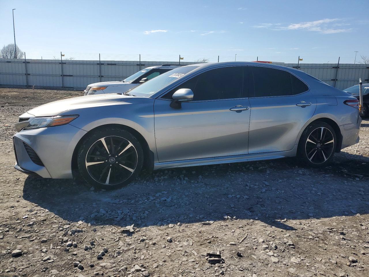 Salvage Toyota Camry Image