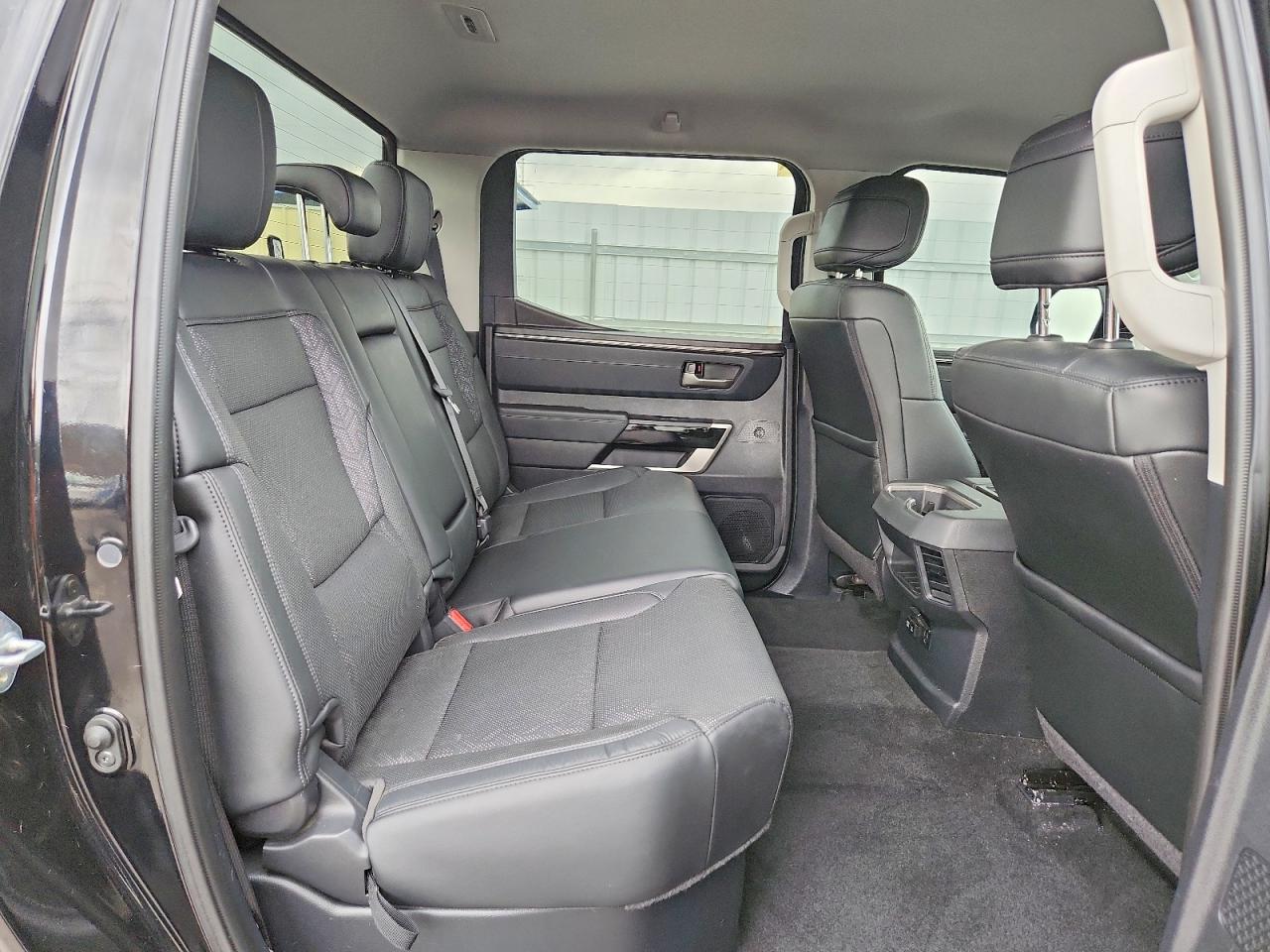 Toyota Tundra Crewmax Limited