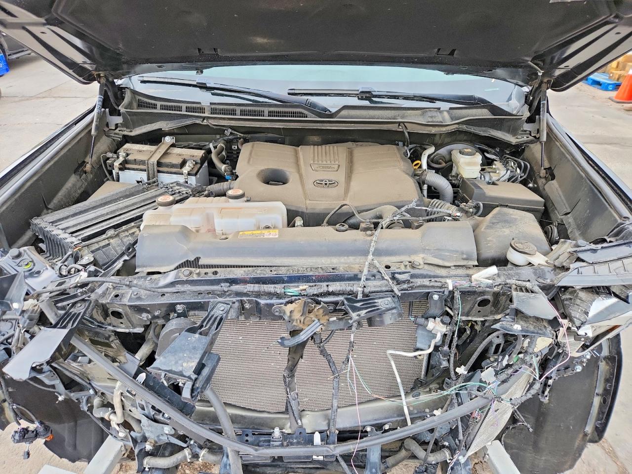 Toyota Tundra Crewmax Limited