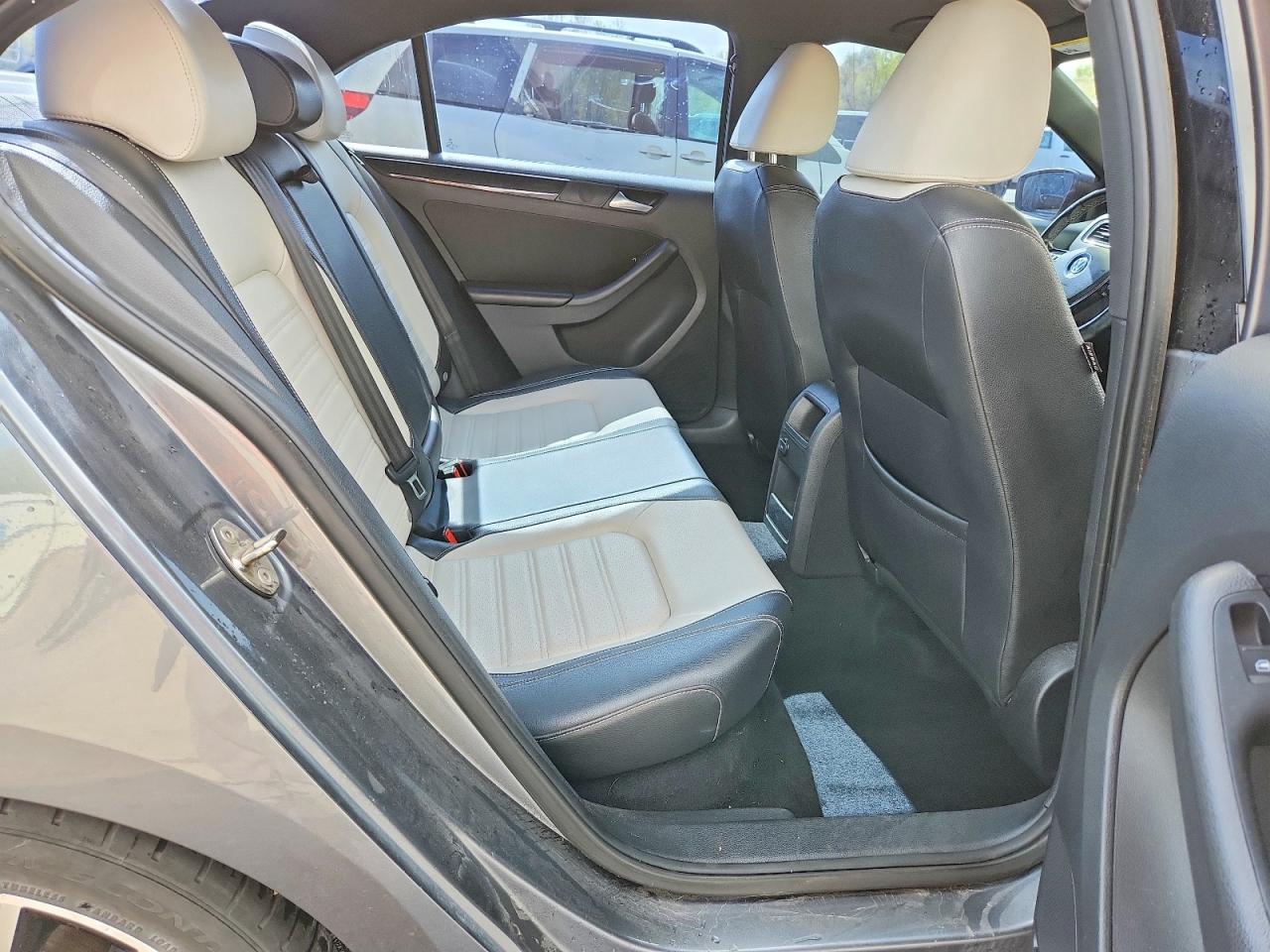 Volkswagen Jetta Se