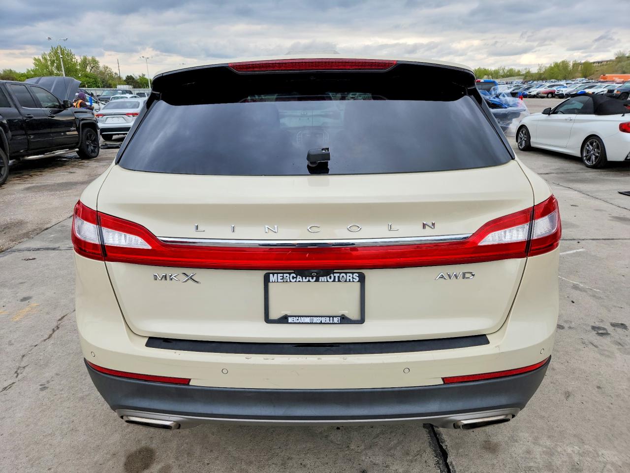 Lincoln MKX Reserve