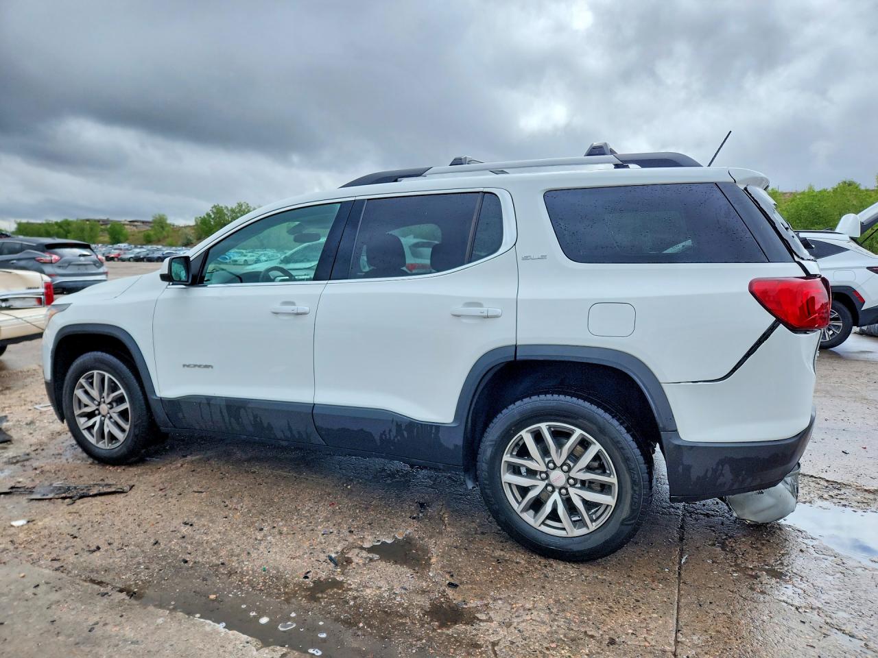 GMC Acadia Sle