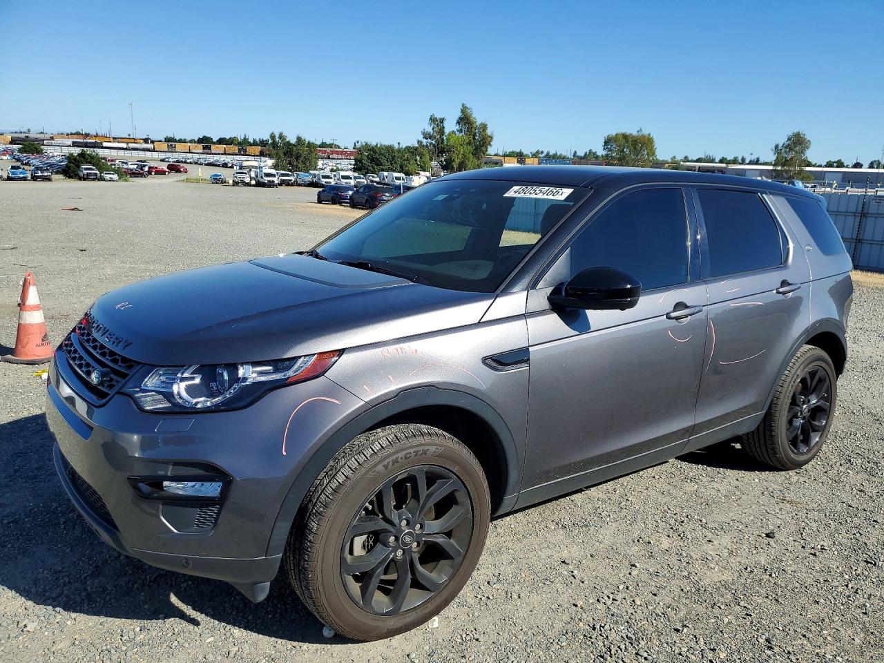Salvage Land Rover Discovery Image