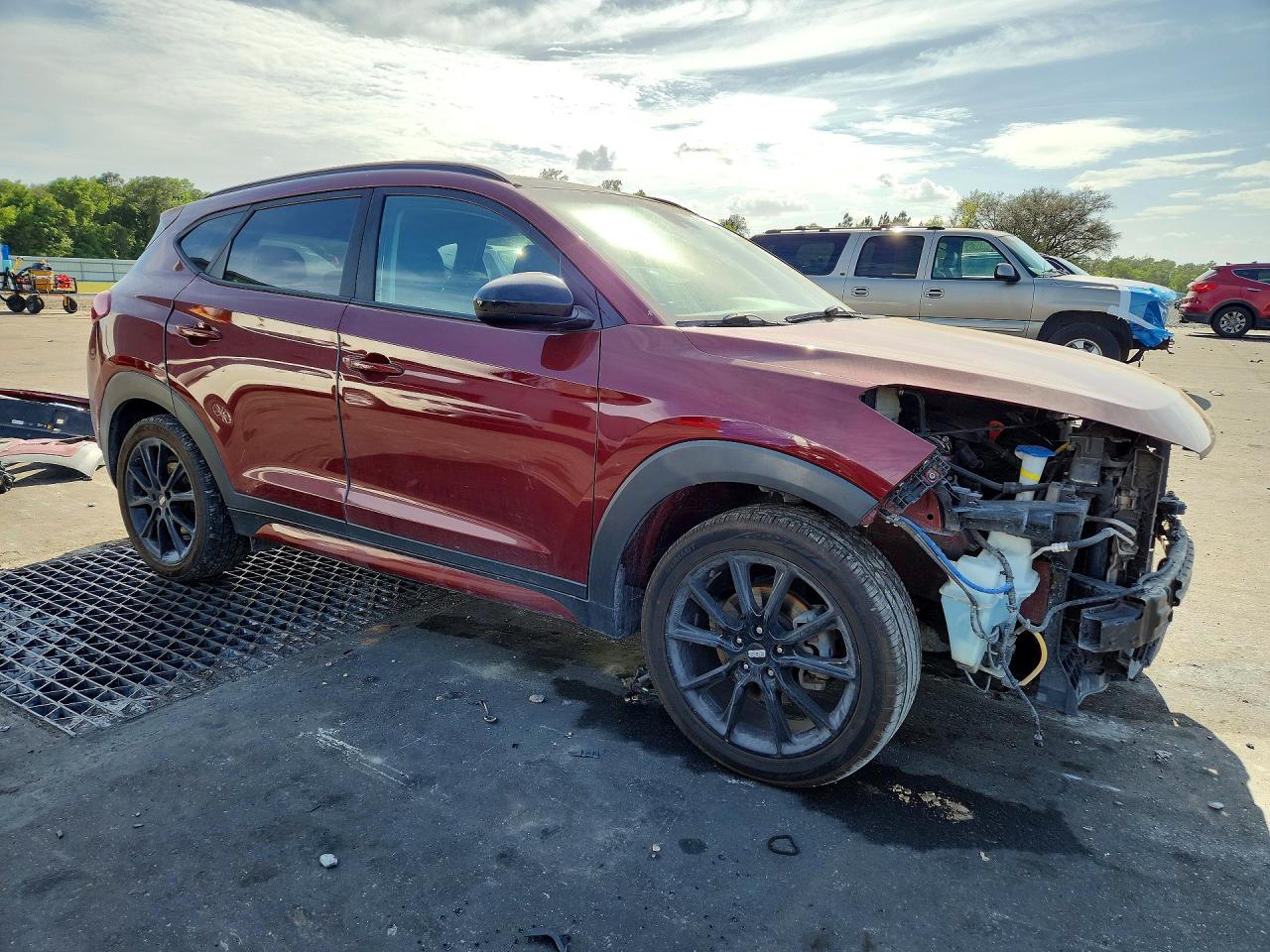 Hyundai TUCSON Night