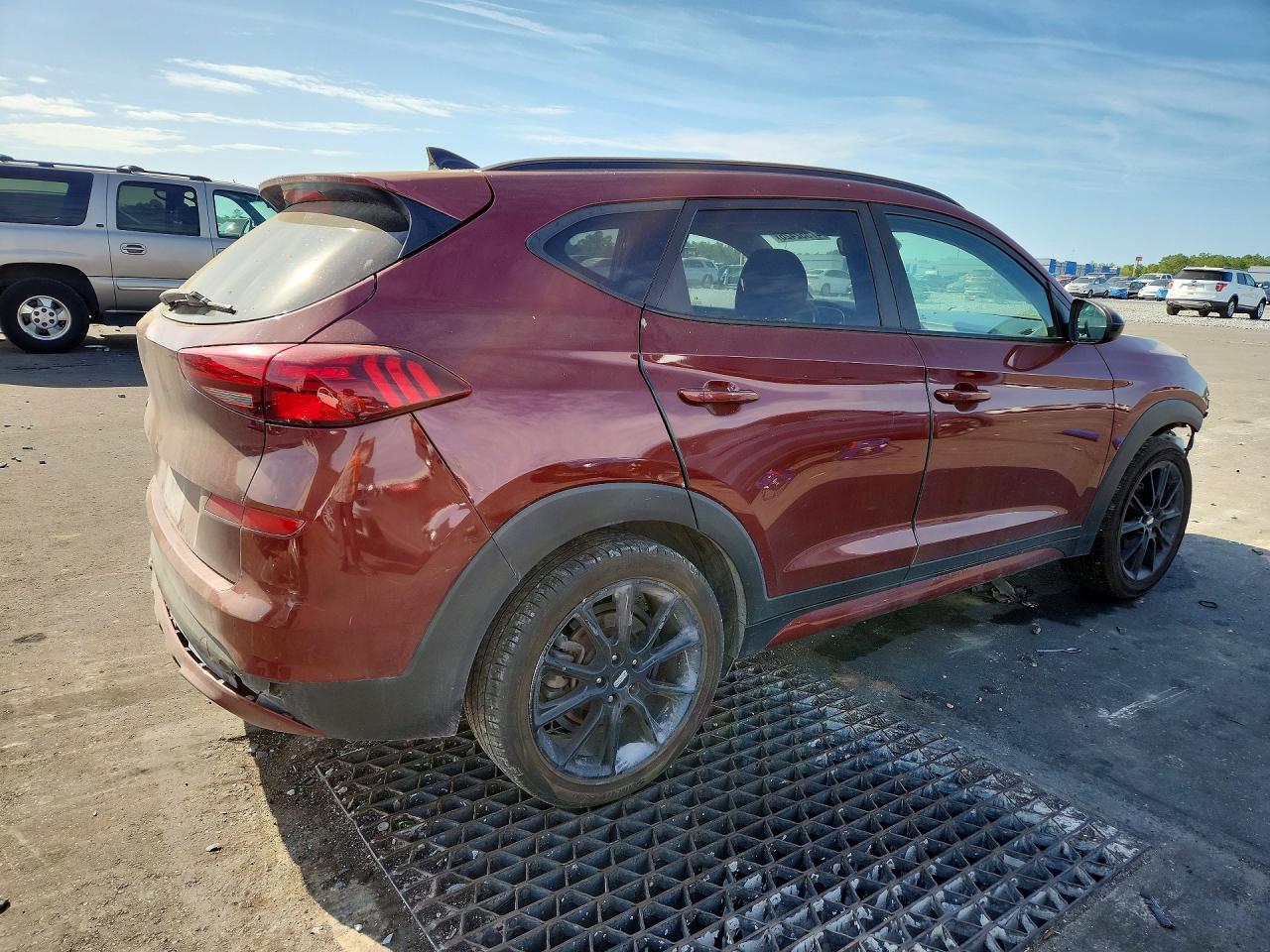 Hyundai TUCSON Night