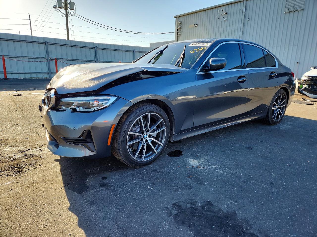Salvage BMW 3 Series Image