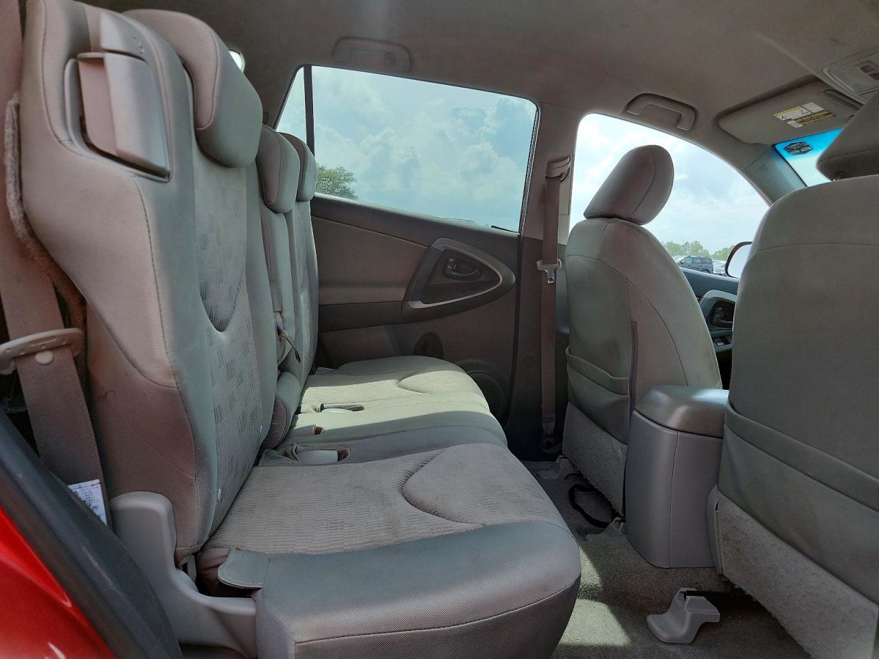 Toyota RAV4 Base