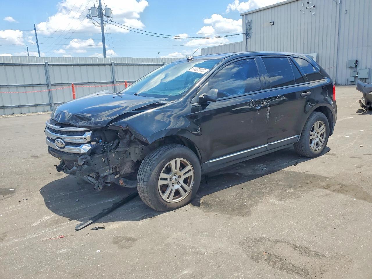 Salvage Ford Edge Image