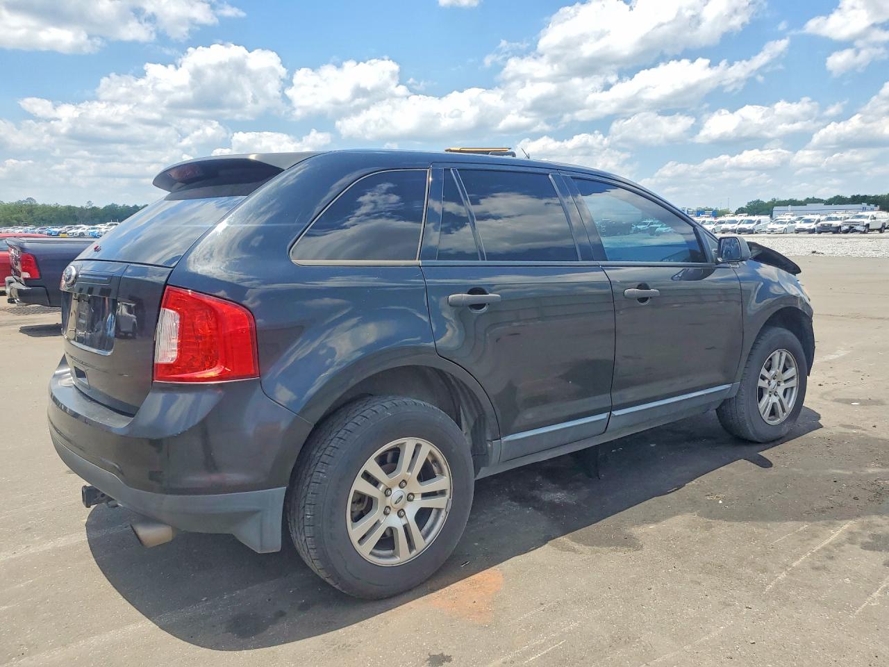 Ford Edge Se