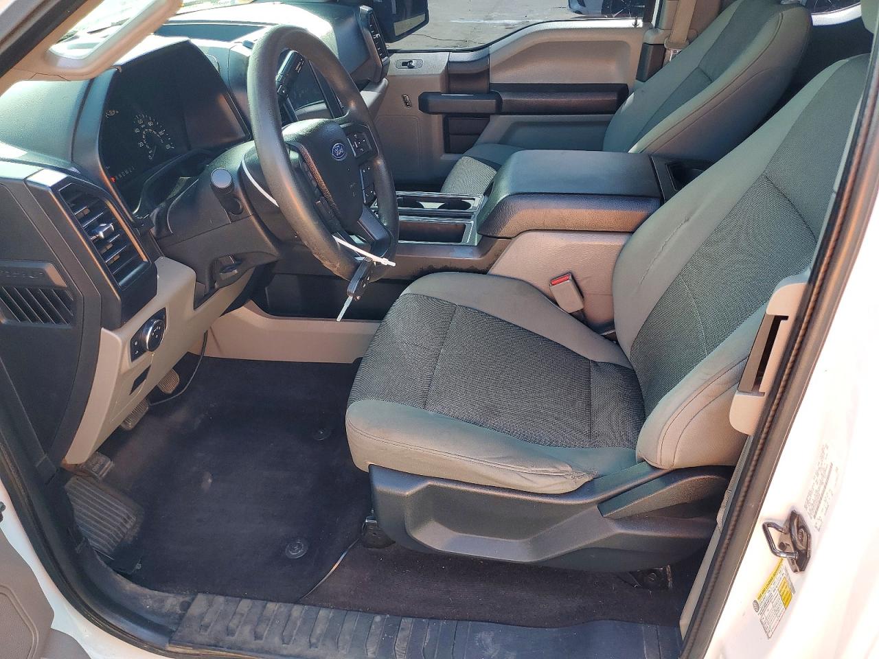 Ford F-150 Super Cab