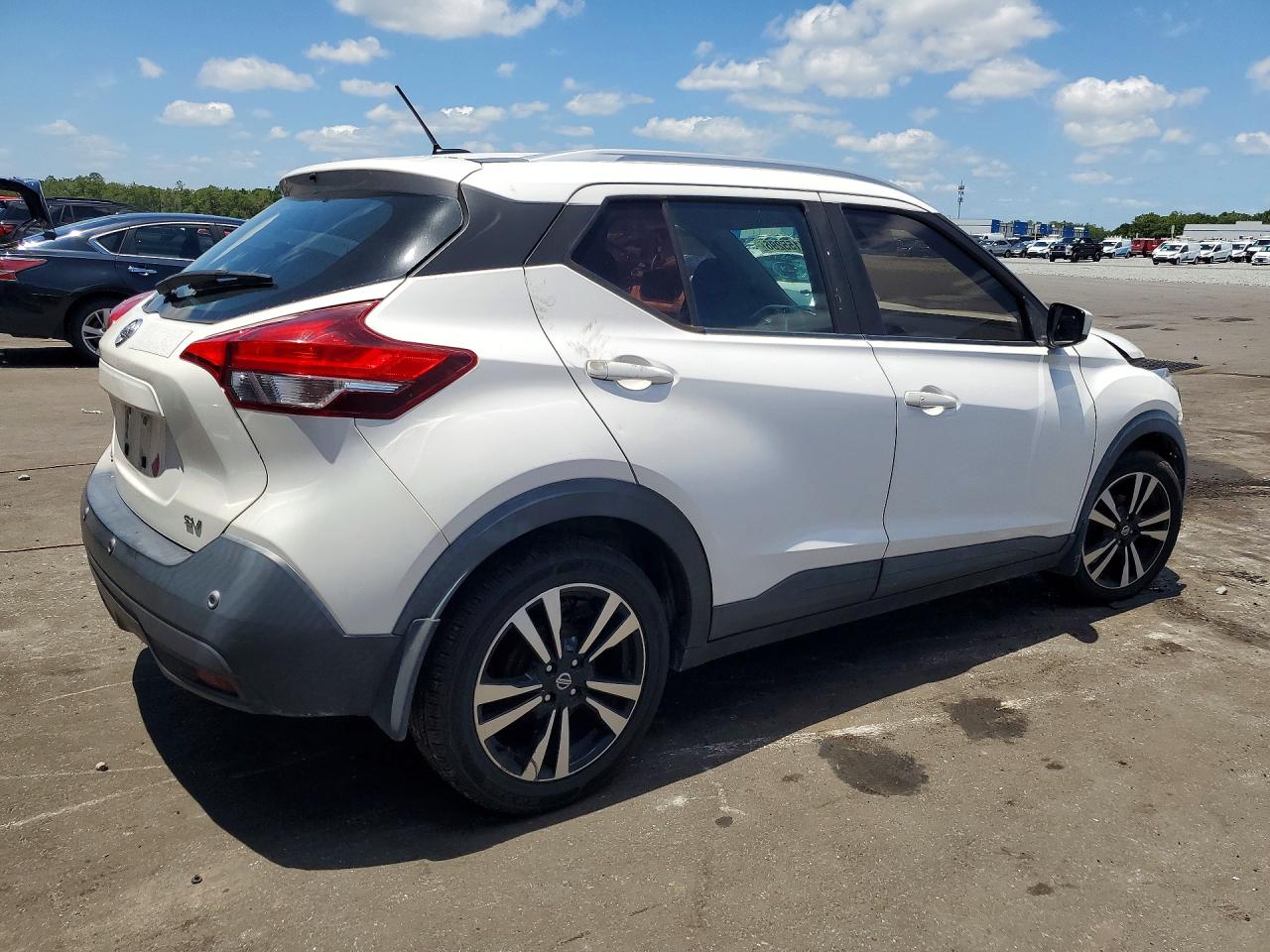 Nissan Kicks Sv