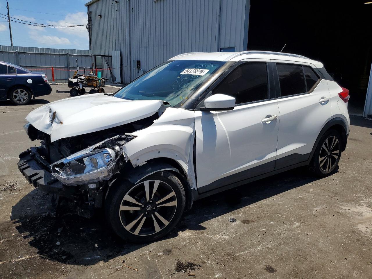 Salvage Nissan Kicks Sv Image