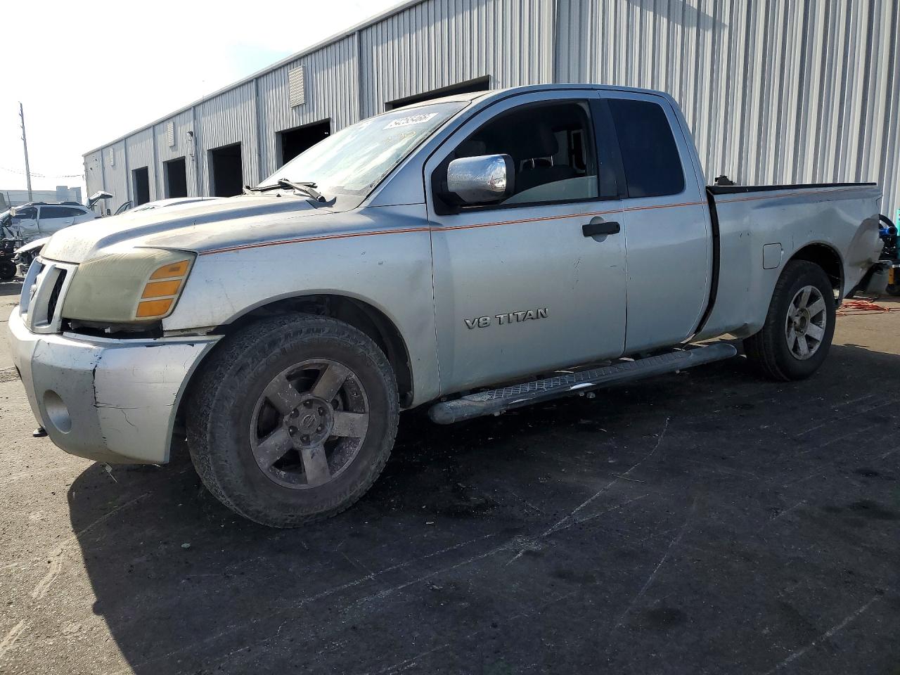Salvage Nissan Titan Image