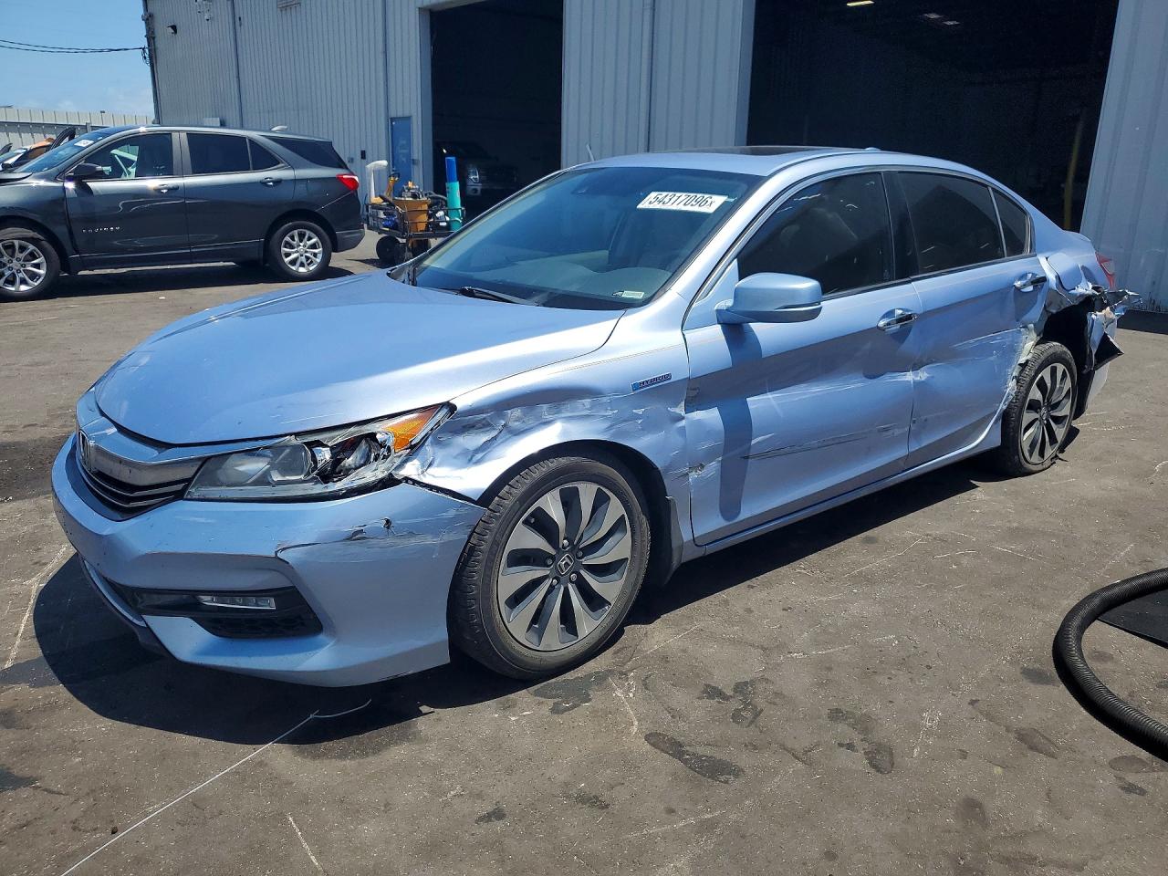 Salvage Honda Accord Image