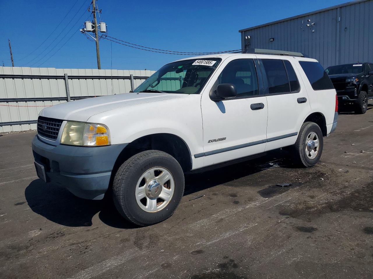 Salvage Ford Explorer Image