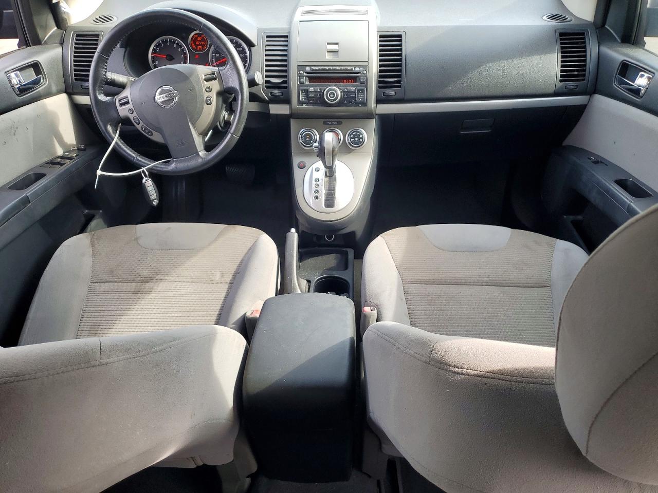 Nissan Sentra 2.0