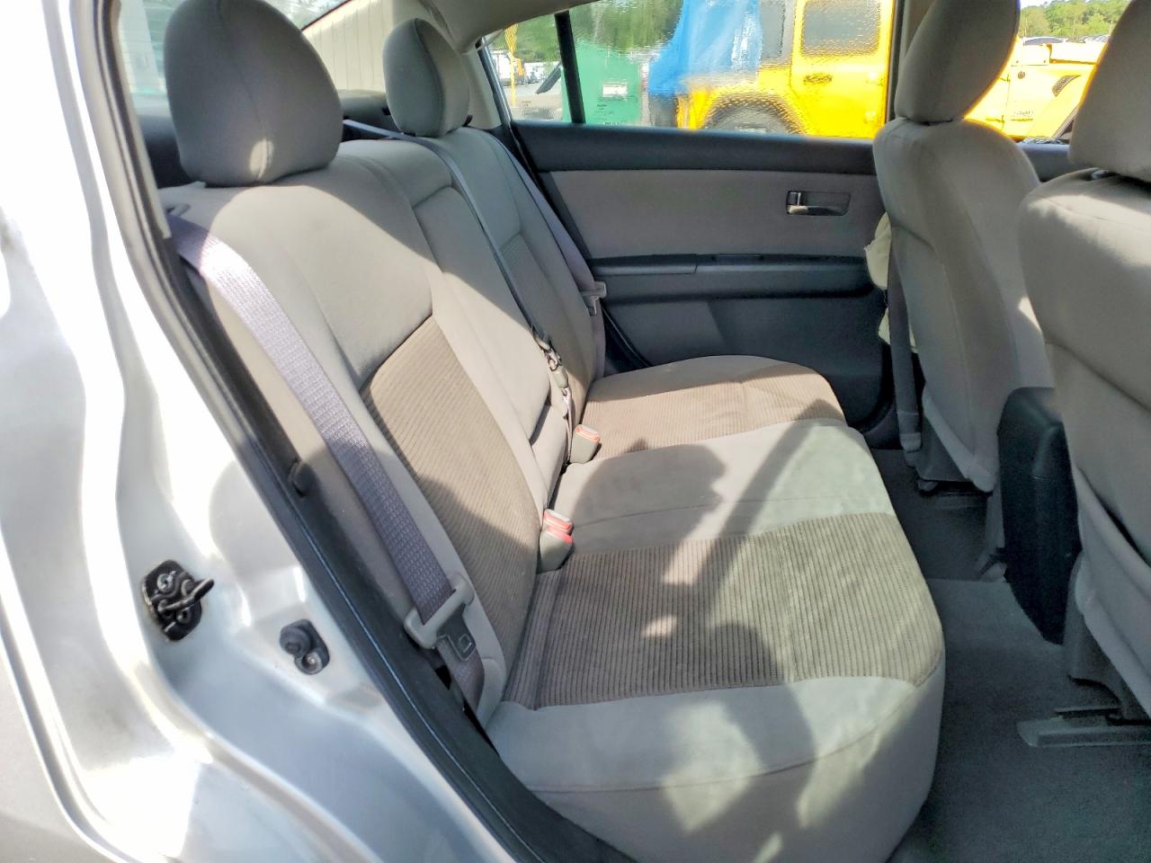Nissan Sentra 2.0