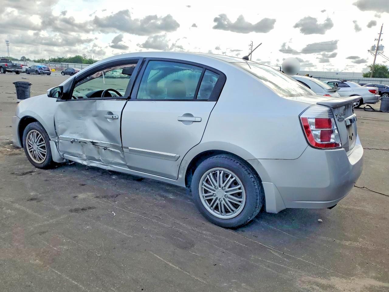 Nissan Sentra 2.0