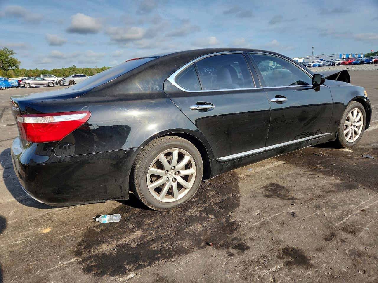 Lexus LS 460