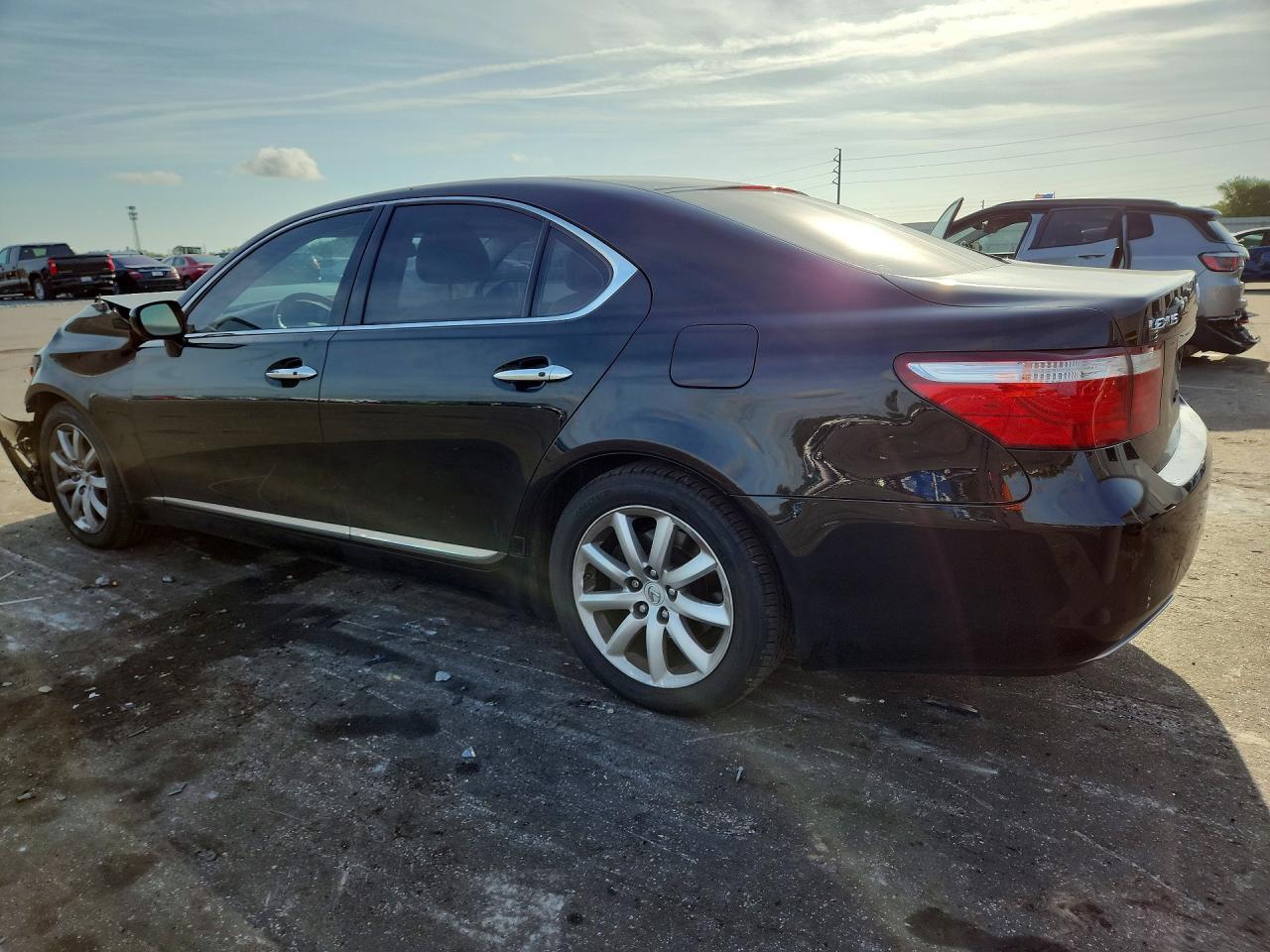Lexus LS 460