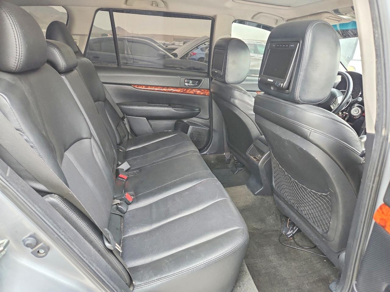 Subaru Outback 3.6r Limited