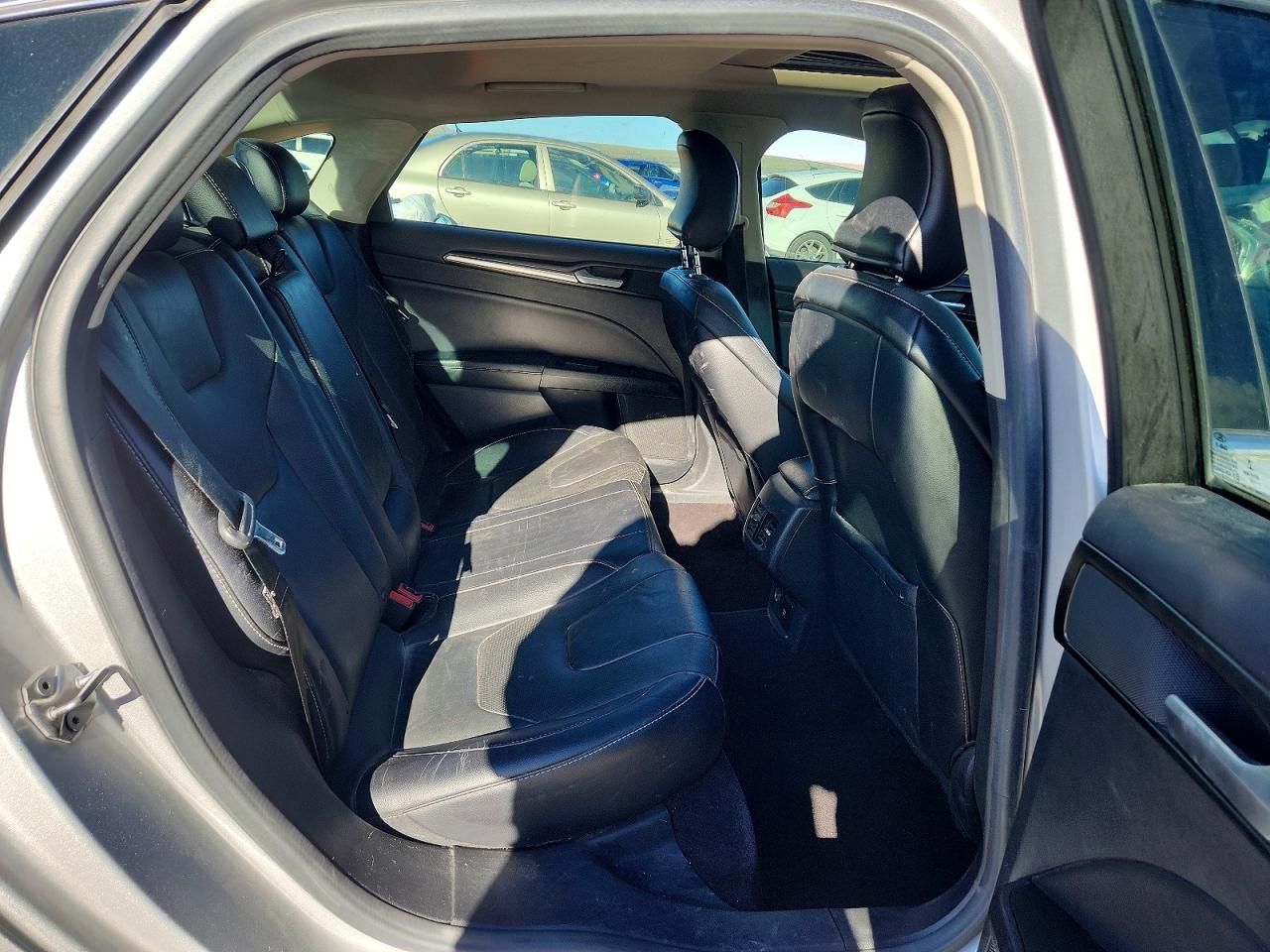 Ford Fusion Titanium Phev