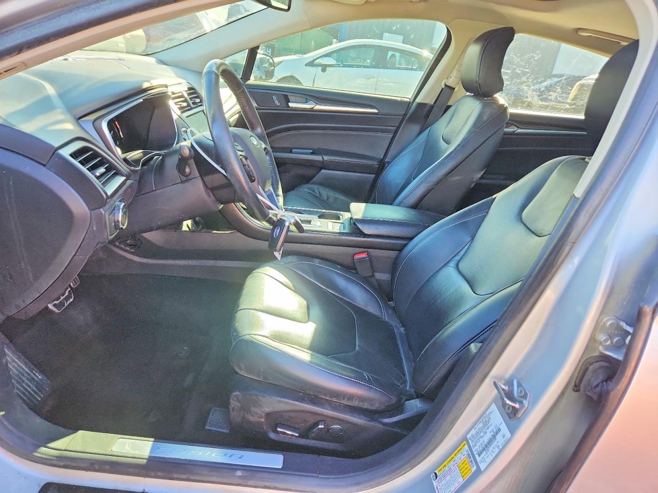 Ford Fusion Titanium Phev